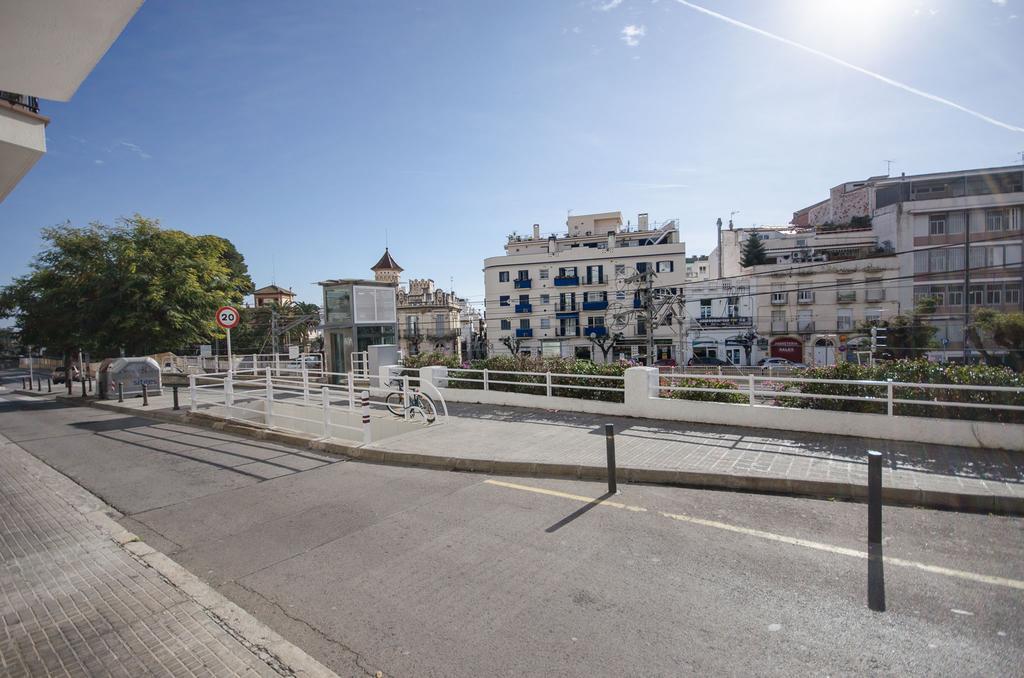 Oscar Apartments Estacion Sitges Exterior photo
